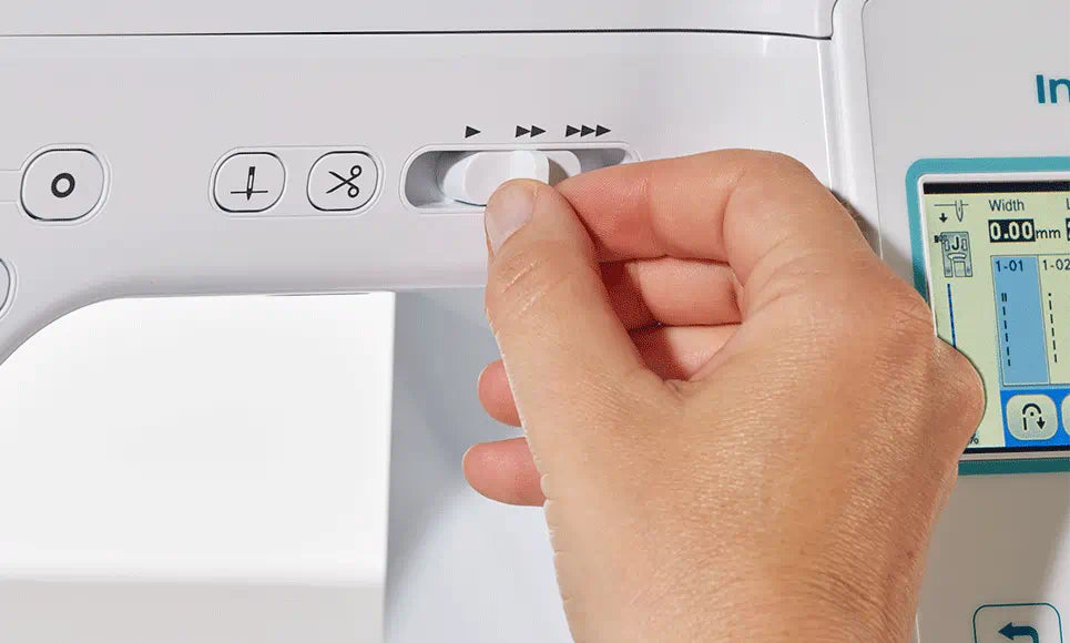 Brother Innov-is F560 sewing machine. image 4