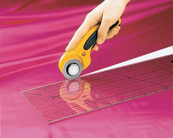 Olfa Rotary Cutter - Deluxe Retracting: 60mm image 1