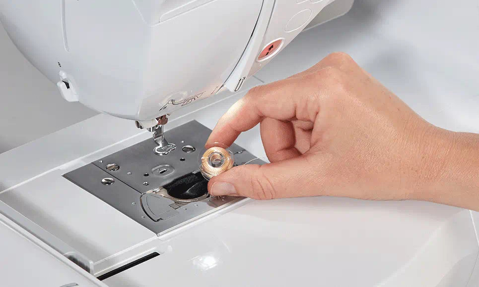 Brother Innov-is NV880E home embroidery machine. image 4