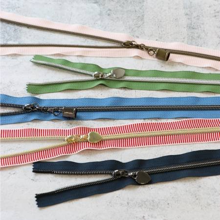 Sallie Tomato Preppy Zipper Bundle image 0