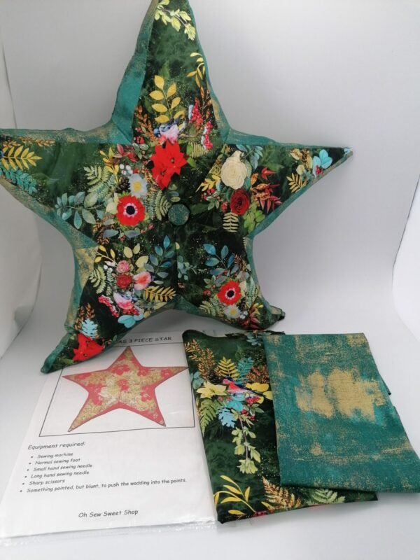 Christmas Star Cushion Kit - Image 2