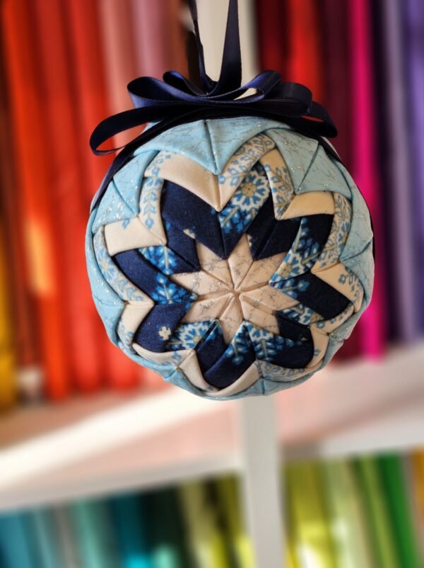 No Sew Bauble Kit in Blue