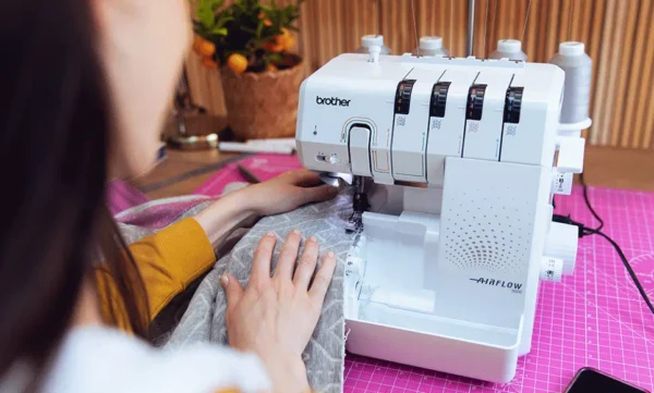 Brother Airflow 3000 Air Thread Overlocker. - Image 6