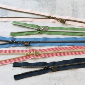 Sallie Tomato Preppy Zipper Bundle